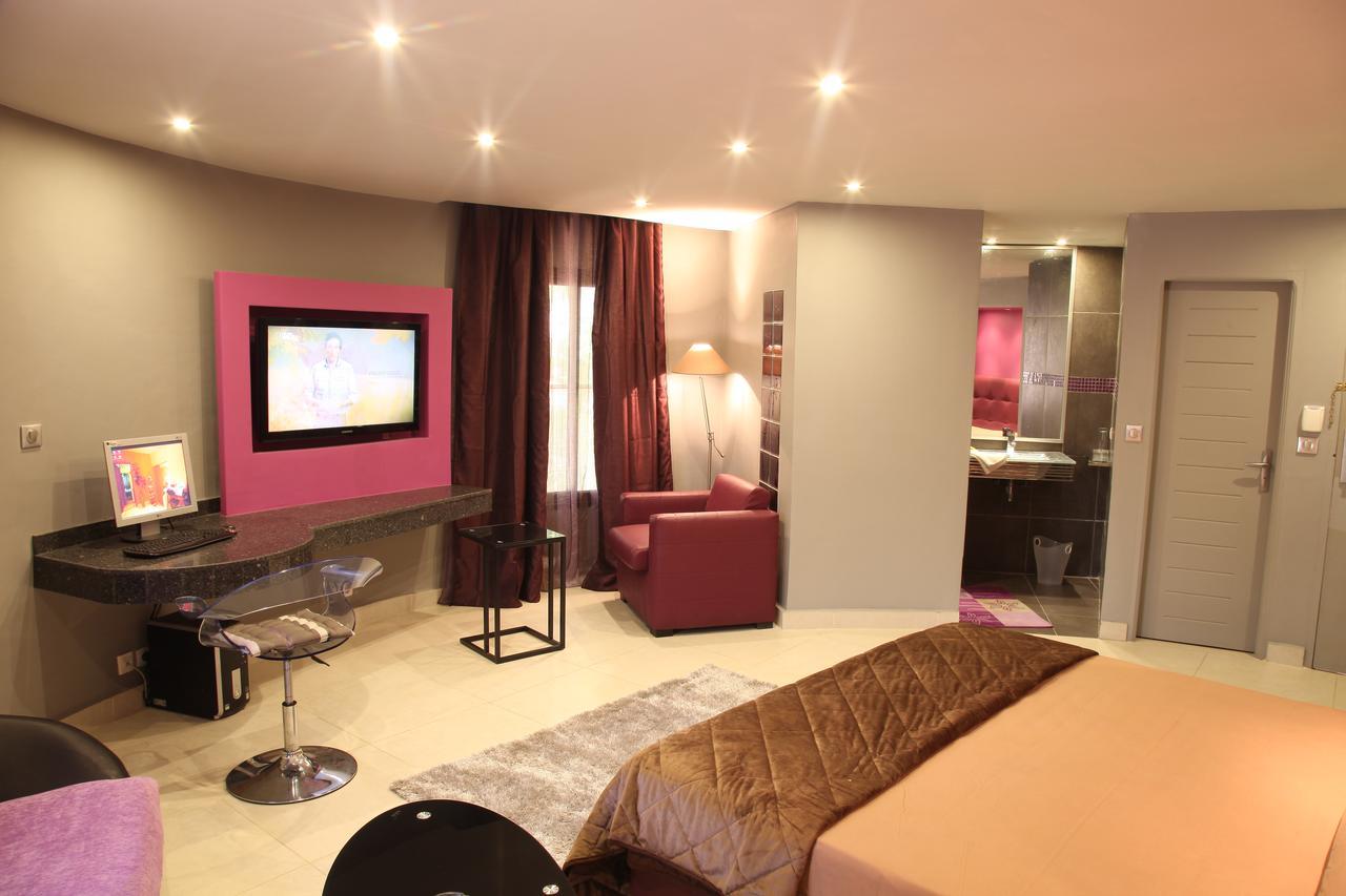 Le Wafou Hotel Abidjan Luaran gambar