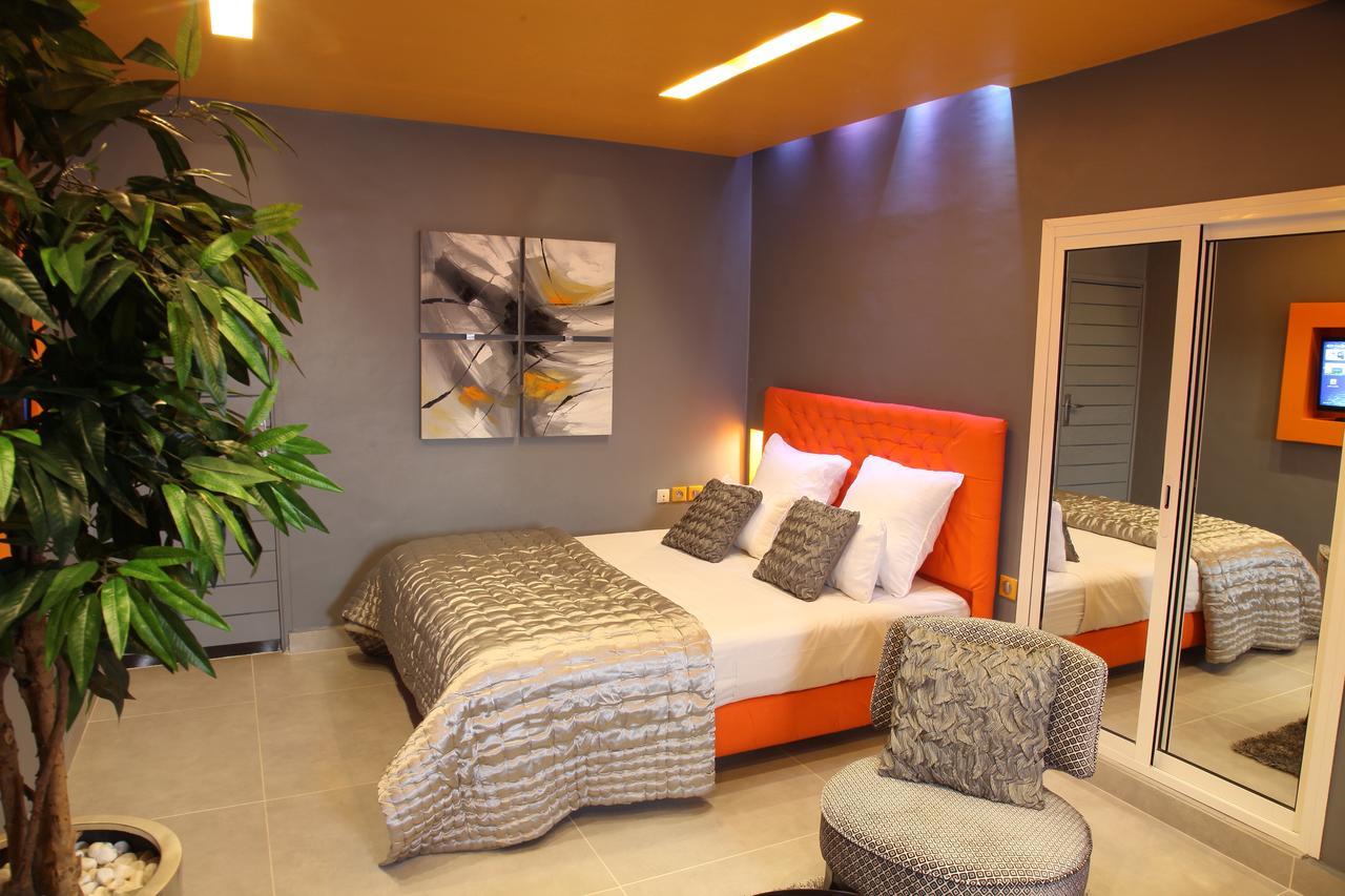 Le Wafou Hotel Abidjan Luaran gambar