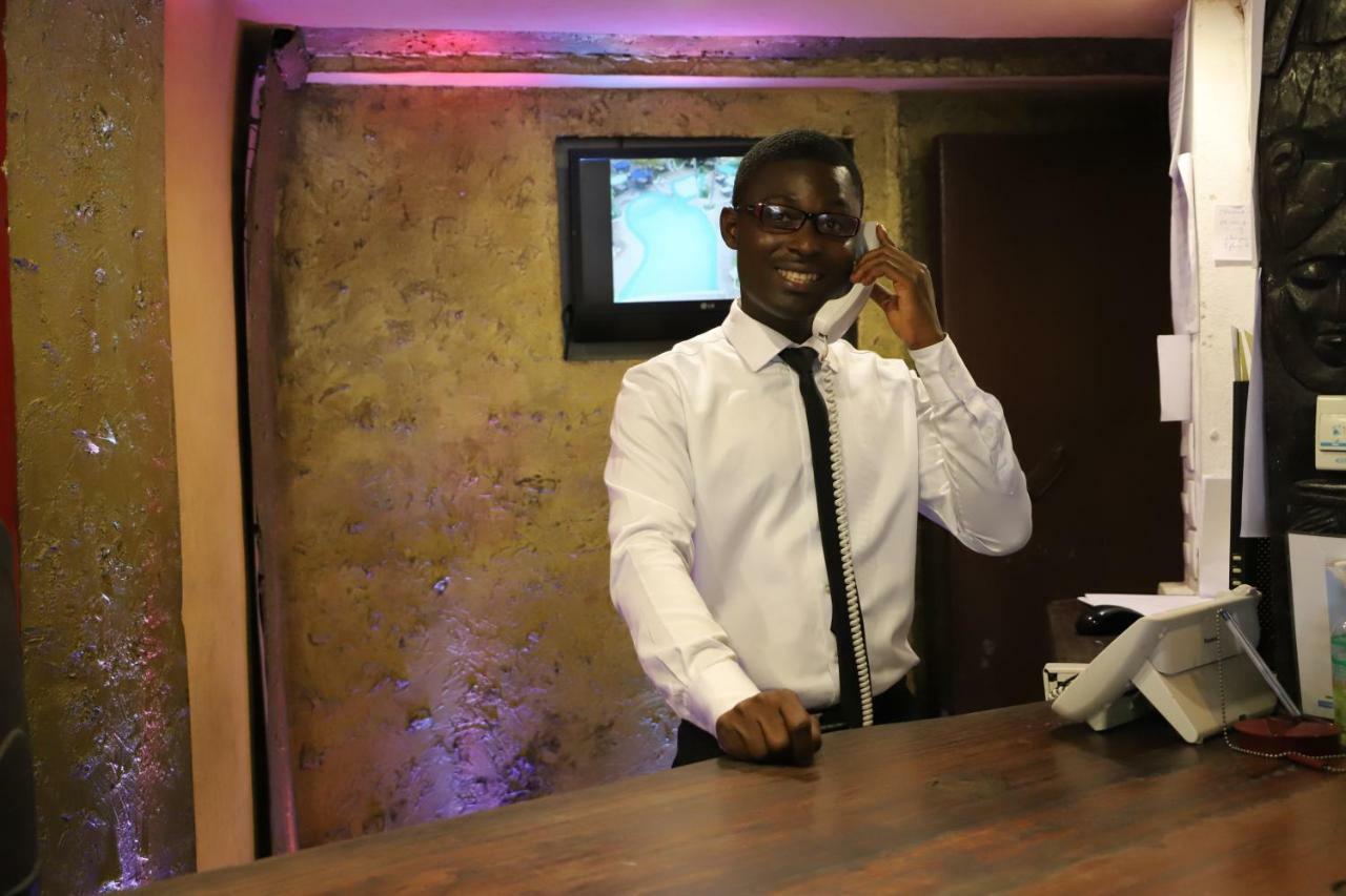 Le Wafou Hotel Abidjan Luaran gambar